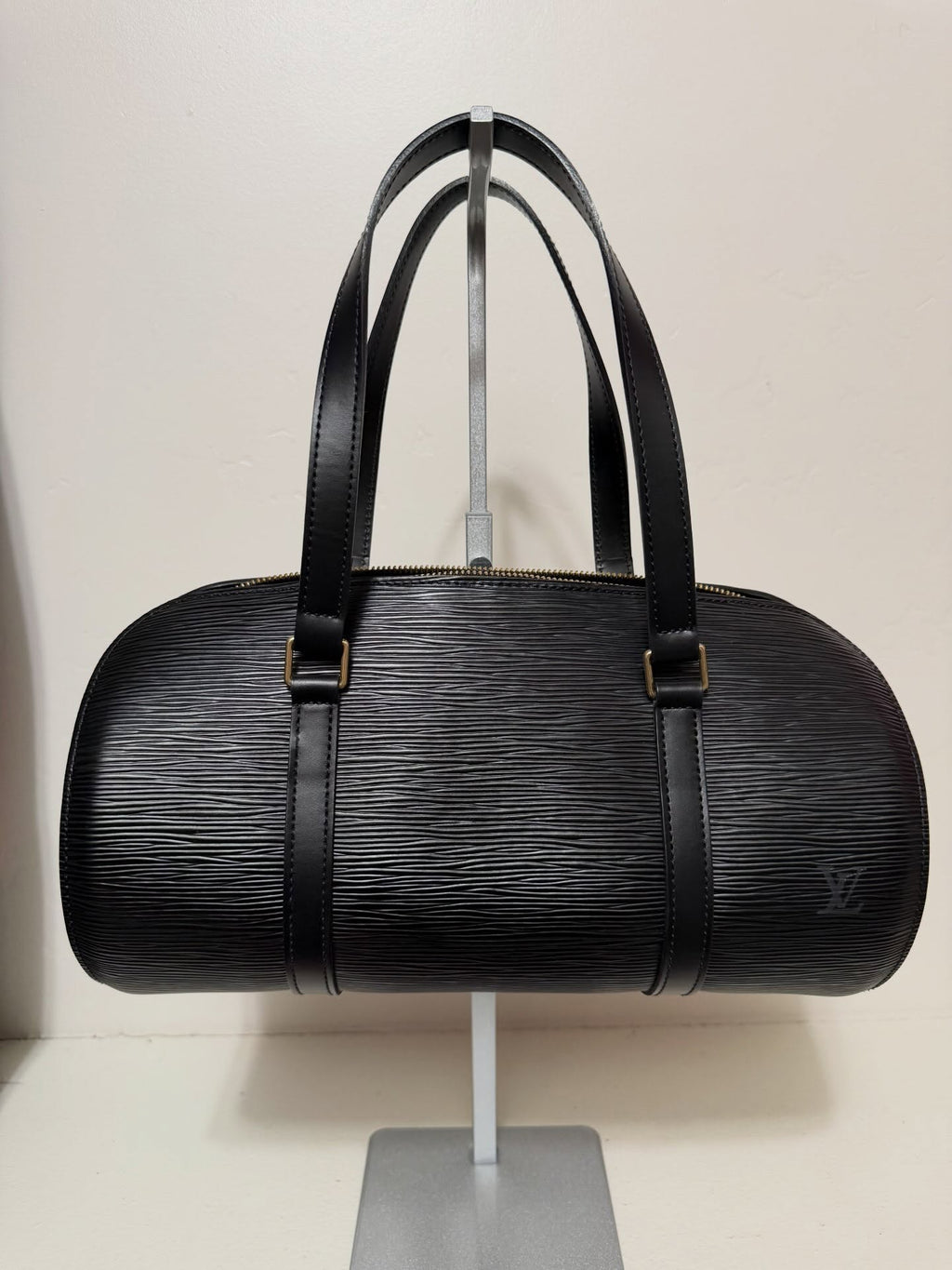 [ PRE LOVED ] Louis Vuitton EPI Leather Soufflot with pouch