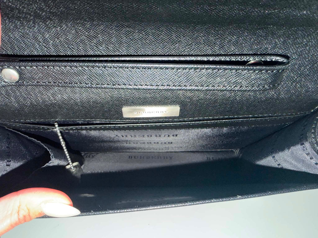 [ PRE LOVED ] BURBERRY Leather Clutch Bag