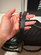 [ PRE LOVED ] CHANEL Black Diagonal Quilted Leather Medium Classic Single Flap Bag