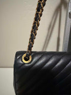 [ PRE LOVED ] CHANEL Black Diagonal Quilted Leather Medium Classic Single Flap Bag