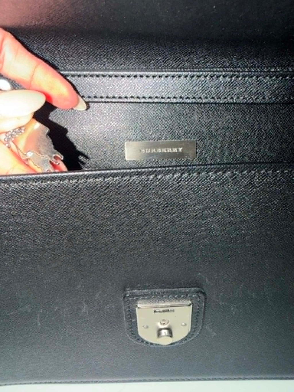 [ PRE LOVED ] BURBERRY Leather Clutch Bag